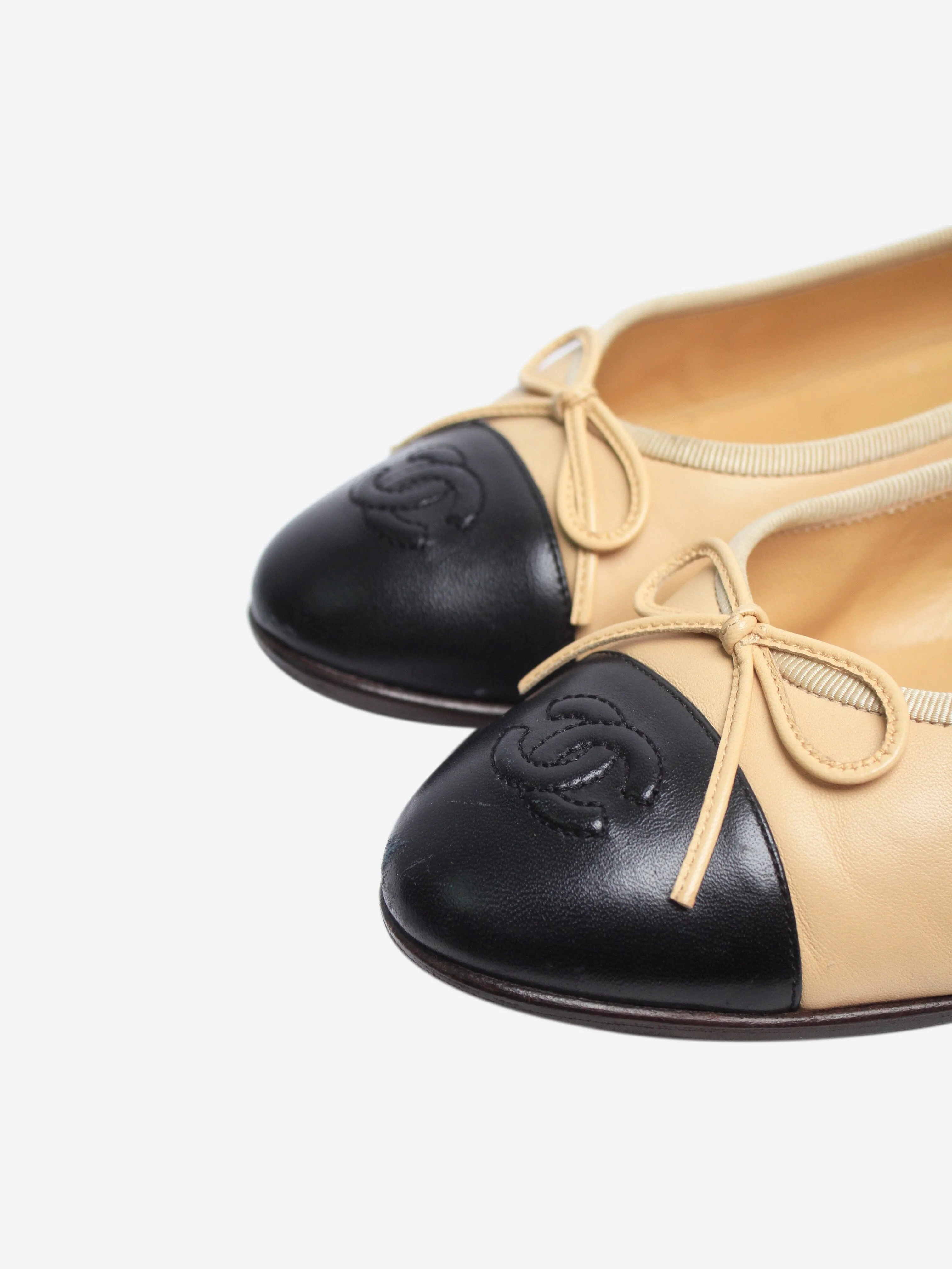 Beige leather ballet flats - size EU 38