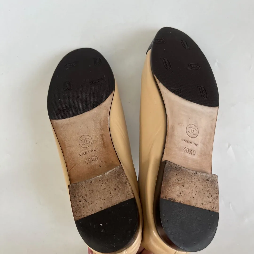 Chanel Nude Leather Classic Ballerina Flats, 40.5C