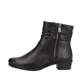 Y0756-00 Black Zip